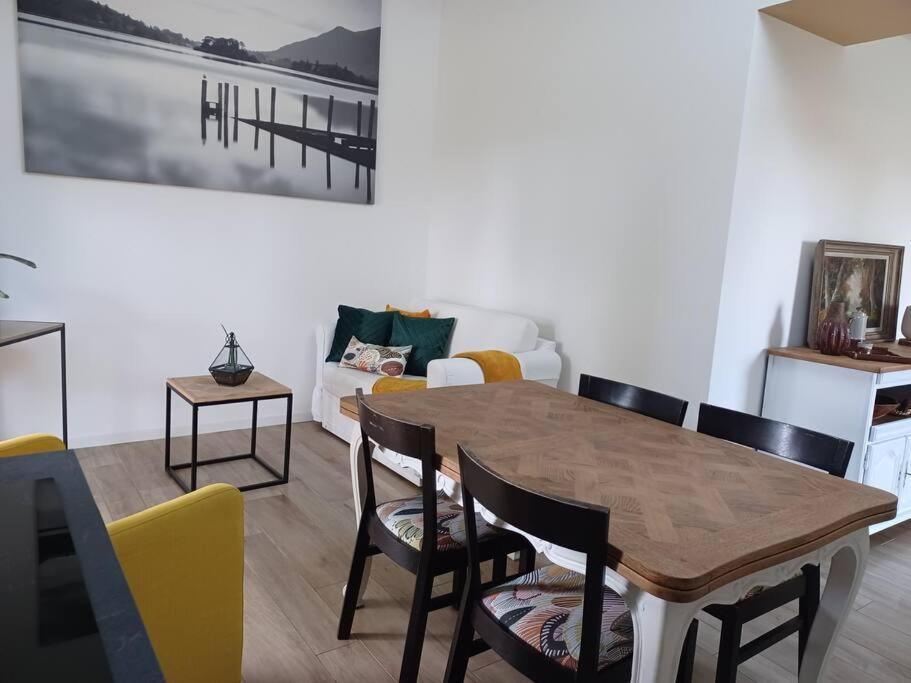 ~ Au Calme A La Campagne ~ Apartment La Meziere Bagian luar foto